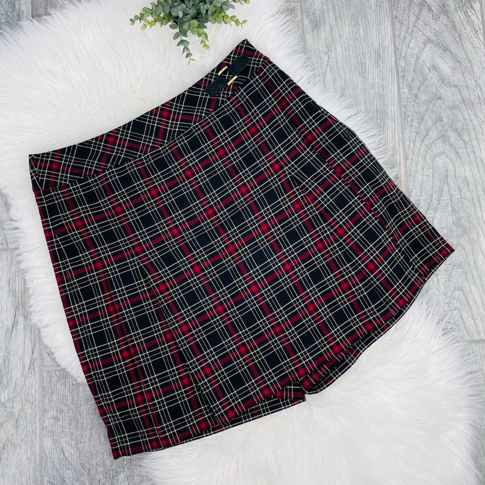 St. John Sport Y2K Vintage Goth Red Black Plaid High Waisted Skort